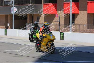 media/Aug-27-2022-Fastrack Riders (Sat) [[c588535105]]/Level 2/Session 1 Start Finish/